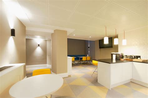 qib uk qatar islamic bank london offices office design