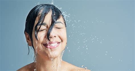 benefits of cold showers according to doctors