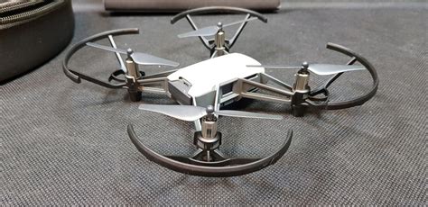 dron rekreacyjny tello zoom ryzedji bialy  oficjalne archiwum allegro