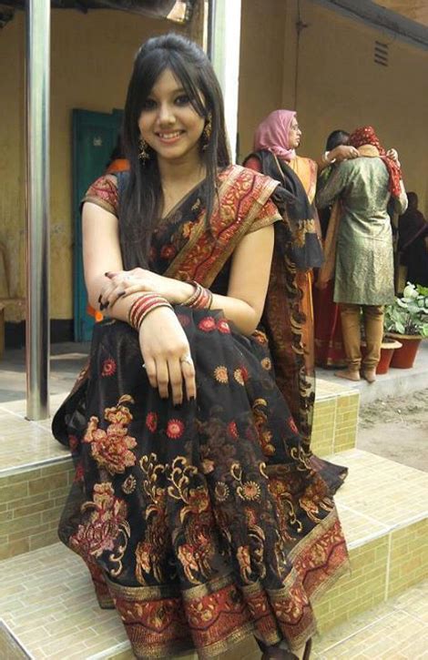 all pics hottest desi girls pictures in saree