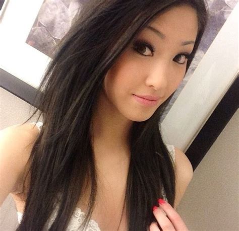Pin On Asian Babes