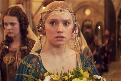 Daisy Ridley Stars In First Trailer For Ophelia