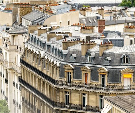 typical tourist mistakes  booking  paris hotel mamma loves travel