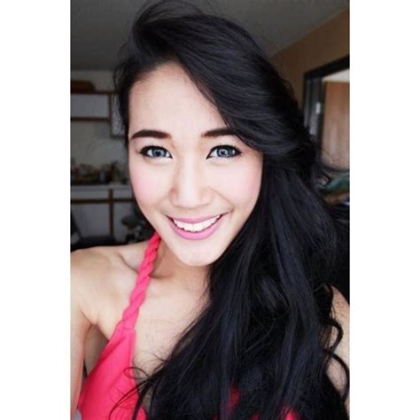 ボード「selfie by cute and sexy thai girls」のピン