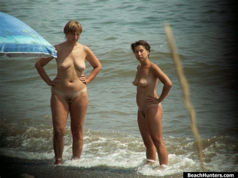 candid voyeur outrageous beach pics by erotictymes