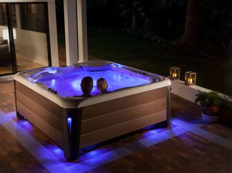 Valentine S Day Hot Tub Tips To Turn Up The Romance Hot