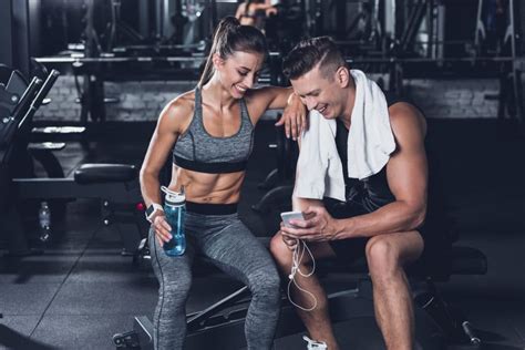 Gym Couples 6 Reasons Why It Pays To Work Out With Your Partner