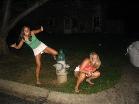 drunk college girls weeing in the wild 38 photos