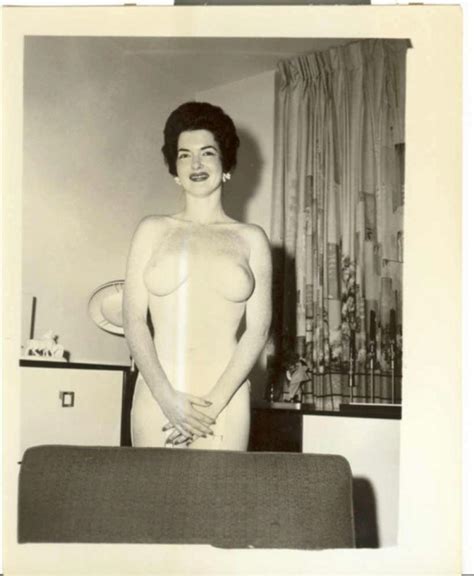 Retro Mature From 60 S Has Nice Tits