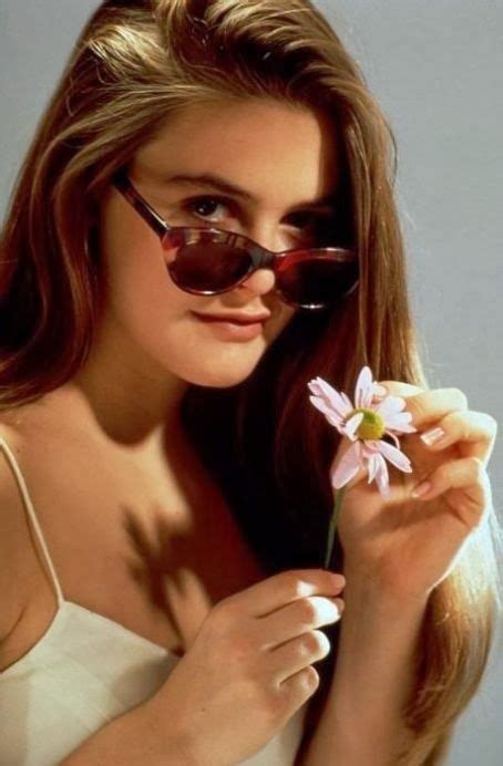 10 best alicia silverstone wearing sunglasses images on pinterest alicia silverstone buy