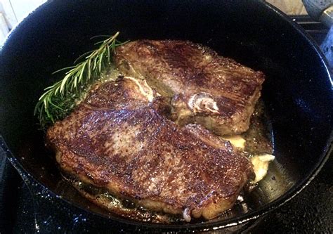 steak  garlic thyme rosemary butter rsteak
