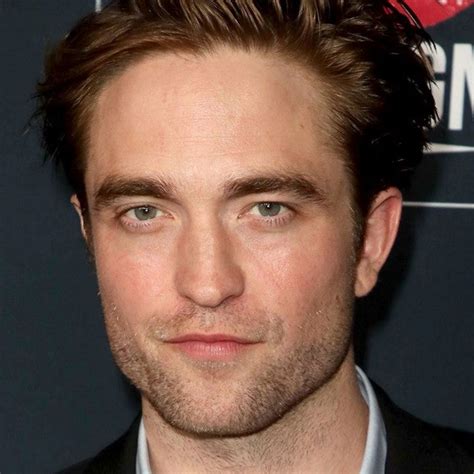 robert pattinson exclusive interviews pictures and more entertainment tonight