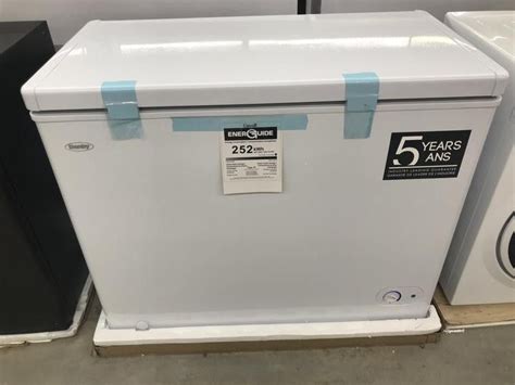 Hotpoint Hotpoint 7 1 Cu Ft Manual Defrost Chest Freezer For Sale In