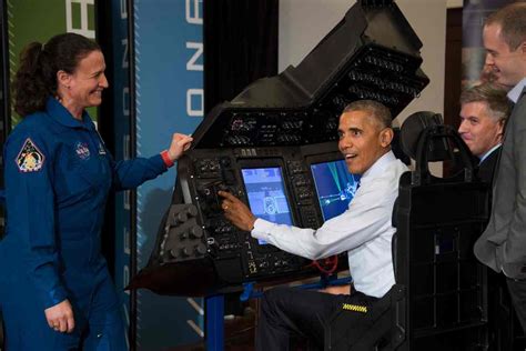 president obama nerds   spacecraft mini drones  robotic arms  denver post