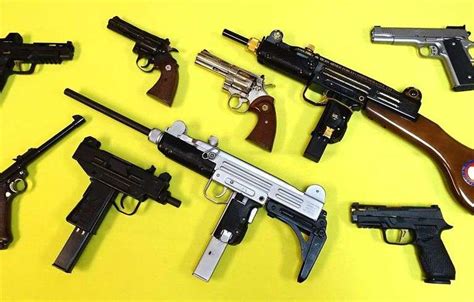 modern military firearms auction auctionology llc