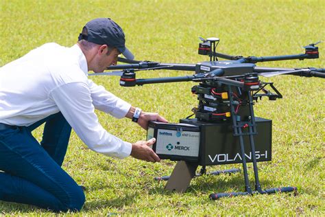 utilizan drones en la isla  entrega de suministros medicos