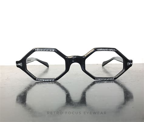 Sold Retro Focus Eyewear