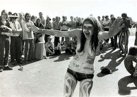 25 Pictures Of Hippies From The 1960’s That Prove That They Were Really