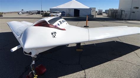 exclusive  lockheed skunk works   flying wing drone breaks cover  drive