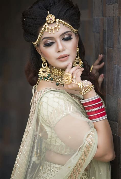 A Royal Bridal Look Best Bridal Makeup Indian Bridal Hairstyles
