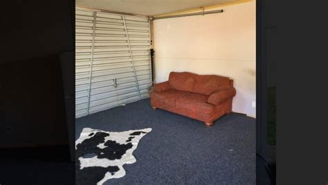 Garage Sleepout Listed For Rent For 400 A Week For A Couple In