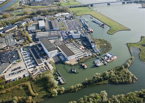 damen breidt gorinchemse werf uit en sluit die  hardinxveld binnenvaartkrant