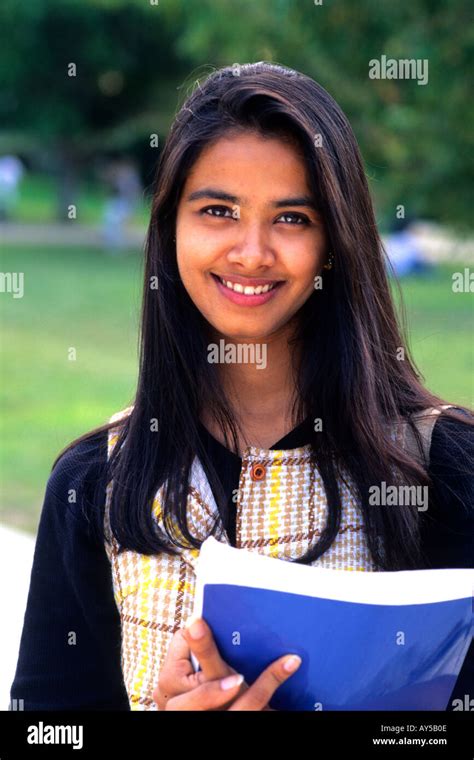 Indian College Teen Mumbai Girl With Bf – Telegraph