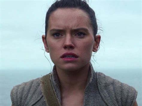 Daisy Ridley Negative Reaction To Star Wars The Last