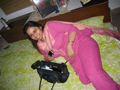 Indian Desi Hot Girls In Bedroom Hot Images Beautiful