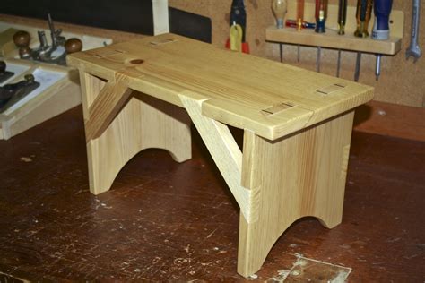 alexander woodworks shaker bench built  hand tools