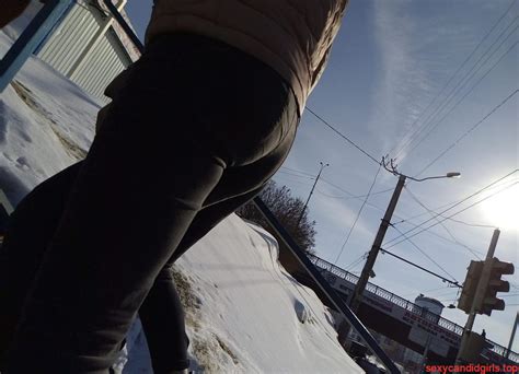 Ass In Tight Jeans Crosswalk Creepshots Girls In Winter