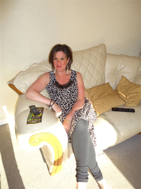 Kimpy51 54 From Preston Is A Local Granny Looking For Casual Sex