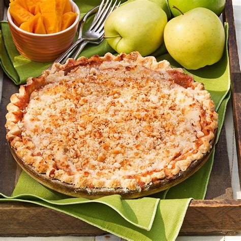 Crumb Topped Apple Pie Recipe Taste Of Home