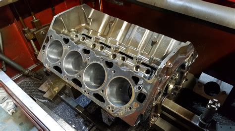 cylinder head rebuilding  engine block high performance precision machining machine work