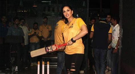 I Love Sports Says Sunny Leone Bollywood News The Indian Express