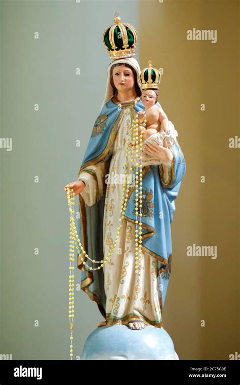 statue   image   lady   rosary  holy rosary    holy rosary