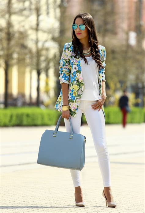 trendy outfit ideas  floral blazer