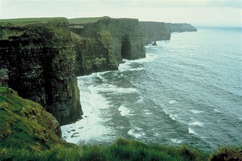interesting facts   cliffs  moher   clare