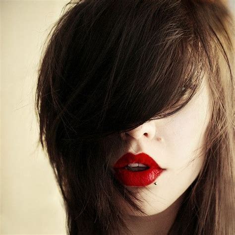 Brunette Lipstick Hair Beauty Perfect Red Lips