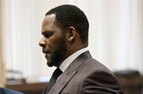 R Kelly Held Without Bond On Sex Crime Charges