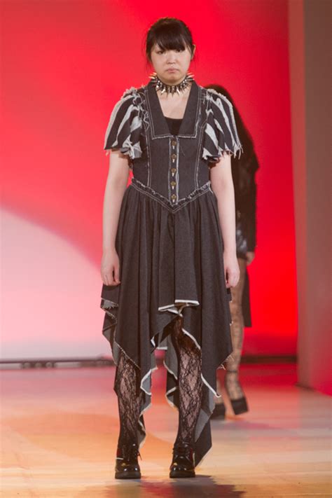 写真9 51｜文化服装学院で学生によるファッションショー 高校生日本一のファッションデザインコンテストの発表も ファッションプレス
