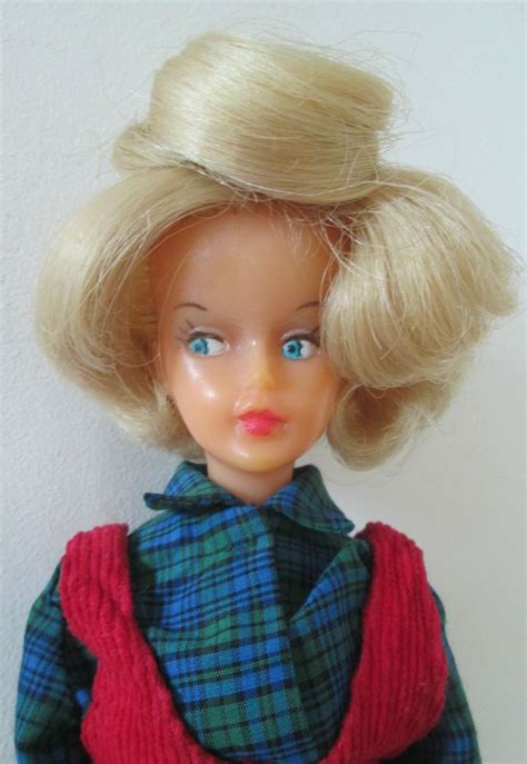 Vintage 1960 S 1st Issue Palitoy Ash Blonde Tressy Doll Wearing In The