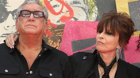 the truth about chrissie hynde and the sex pistols