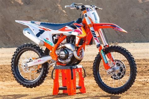 ktm  sx  factory edition    fast facts