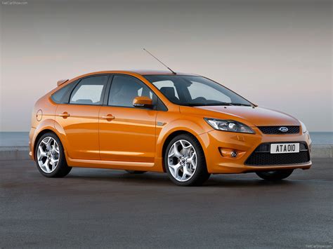 ford focus st picture    front angle