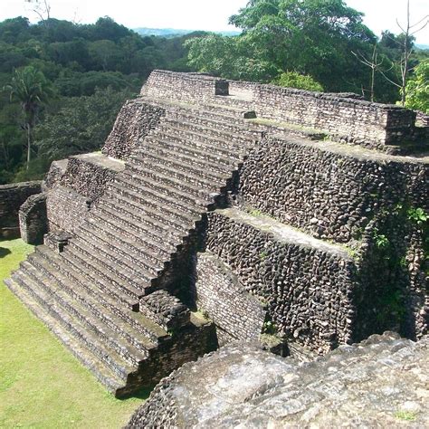 maya ruins  caracol cayo