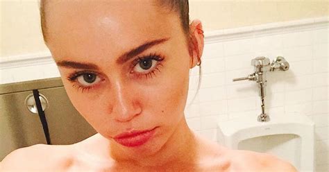 Miley Cyrus Planning Naked Concert With The Flaming Lips