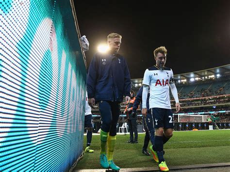 tottenham news christian eriksen rejects spurs contract but could