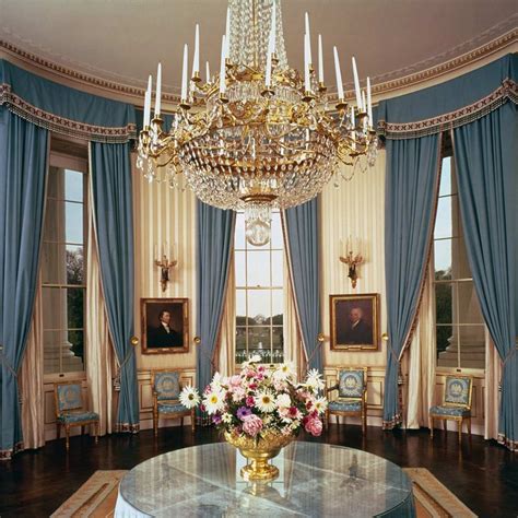 incredible history  jackie kennedys decorating   white house family handyman