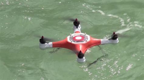 splash drone lets   underwater pictures  ease